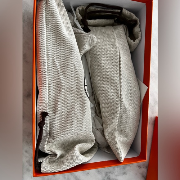 Hermès Kennedy Loafer for women in Naturel Brown sz 38.5 new in box w dust bags - Picture 6 of 11